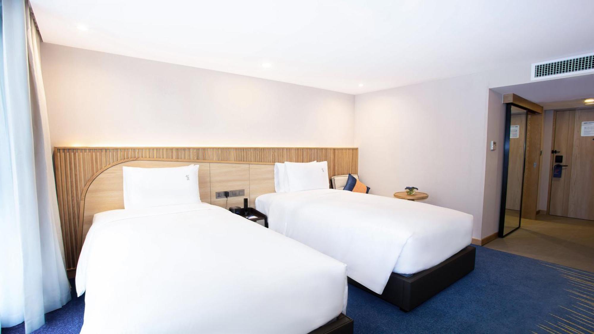 Holiday Inn Express & Suites Bangkok Central Pier By Ihg Eksteriør billede