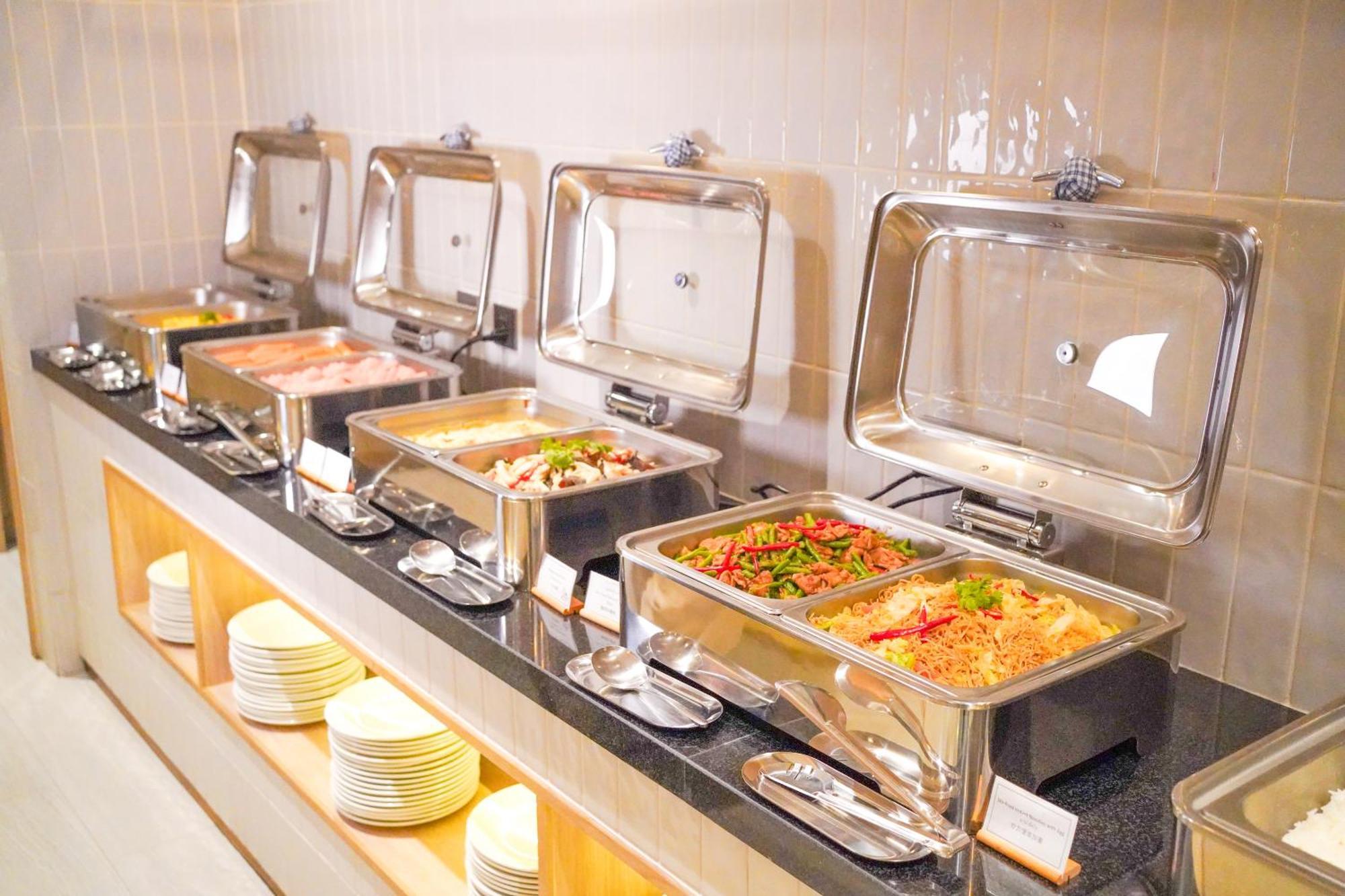 Holiday Inn Express & Suites Bangkok Central Pier By Ihg Eksteriør billede